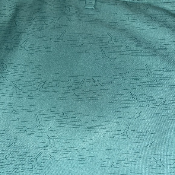 Peter Millar Golf Shorts Size 46R - Aqua With Abstract Fishing Design - Picture 2 of 8